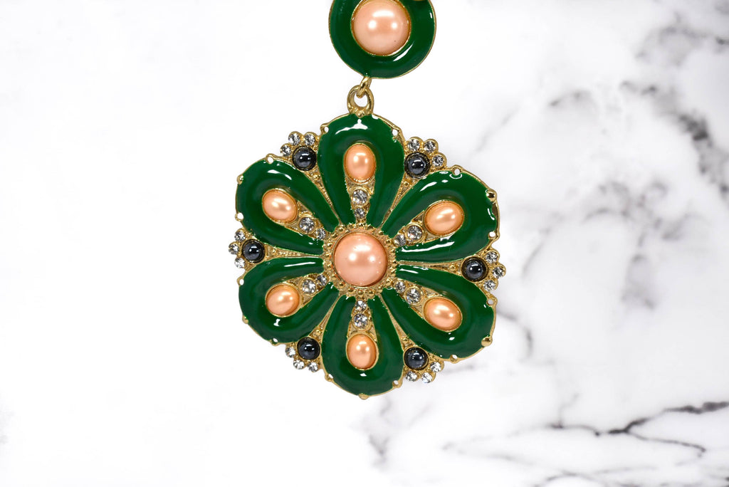 Green Flower Necklace w/ Pearls