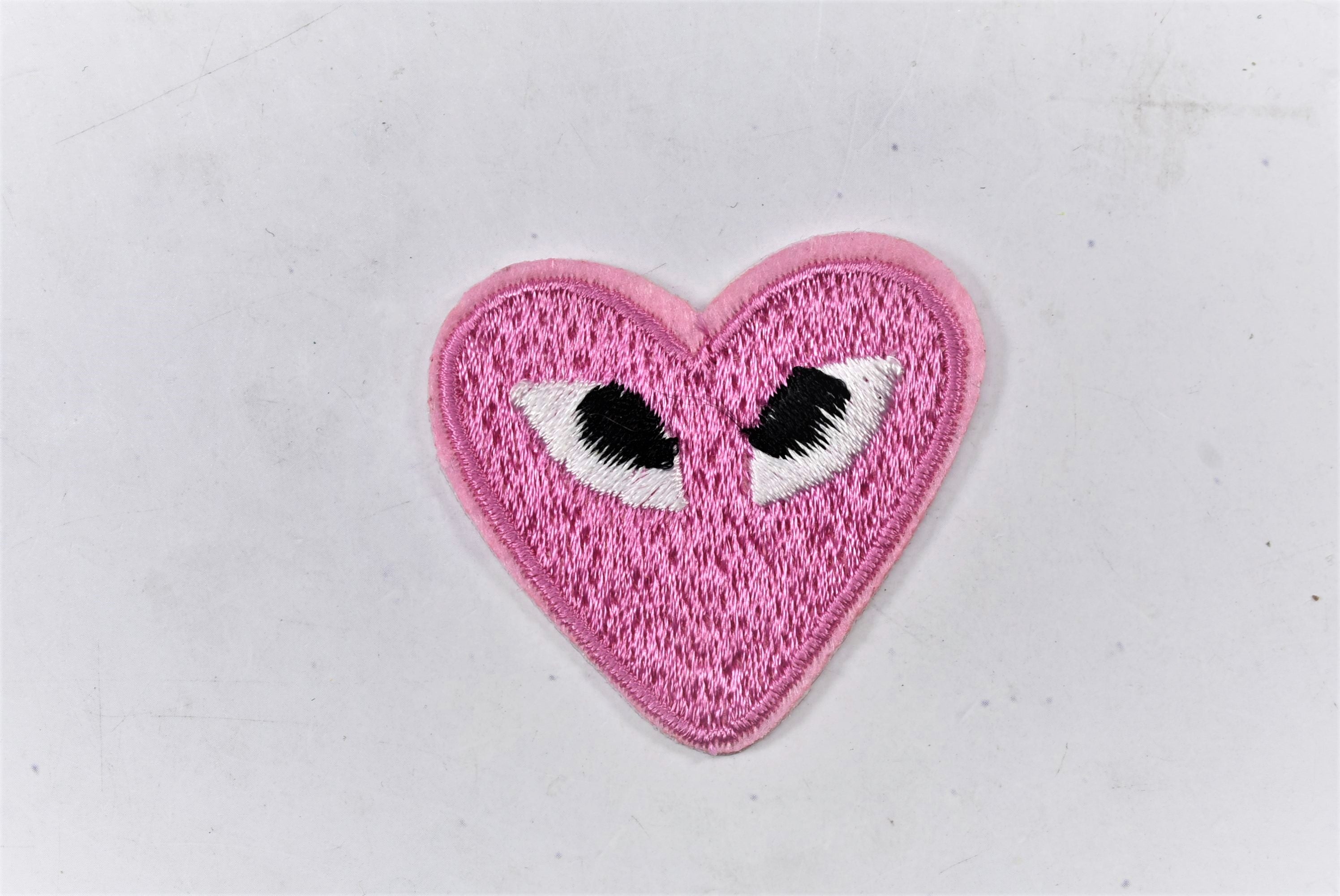 Medium Heart and Eye embroidered patch
