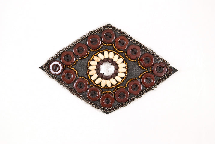 Diamond-shaped Patch with chain link