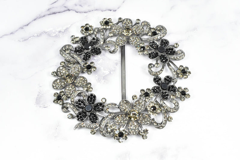 Floral Rhinestone Wreath Buckle