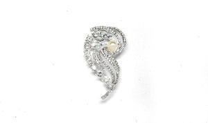 Rhinestone Pin Brooch with Pearl