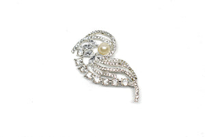 Rhinestone Pin Brooch with Pearl